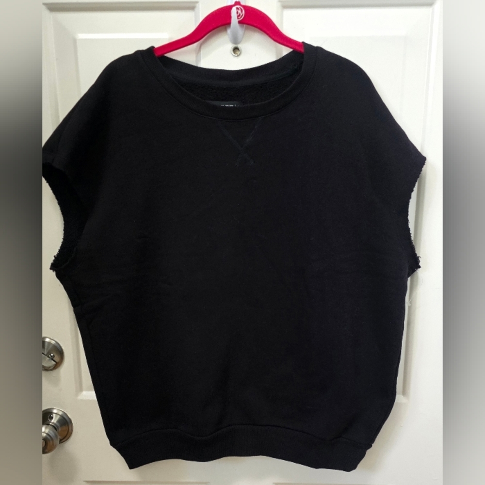 WITH Wear It To Heart Women Chelsea Sleeveless Black Sweatshirt Vest-Size S NWOT - Picture 3 of 13